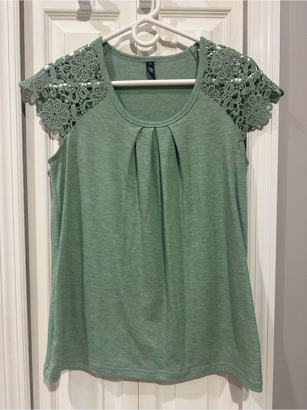 Women's Sage Green Crochet Cap Sleeve Top Small